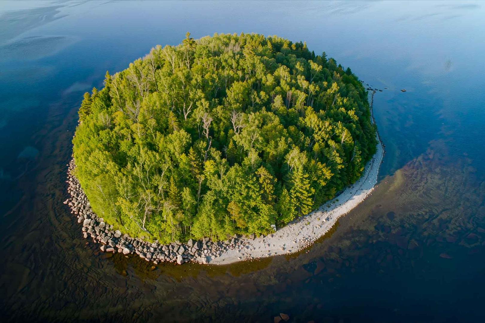 Private islands for sale in Quebec, Canada